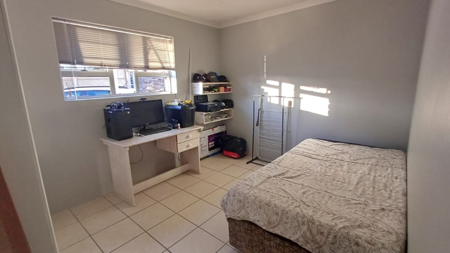 2 Bedroom Property for Sale in Bothasrus Eastern Cape